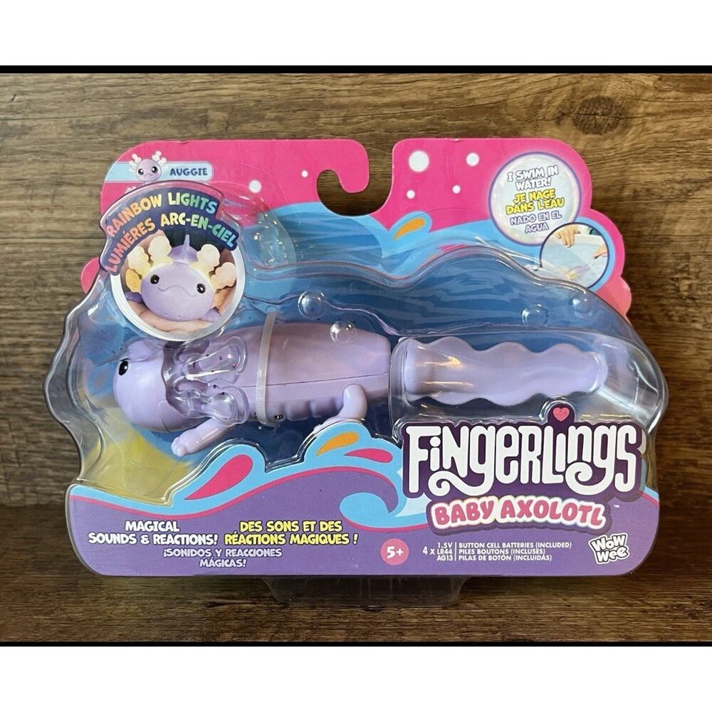 Fingerlings Interactive Baby Axolotl AUGGIE Purple Swims Sounds Rainbow Lights
